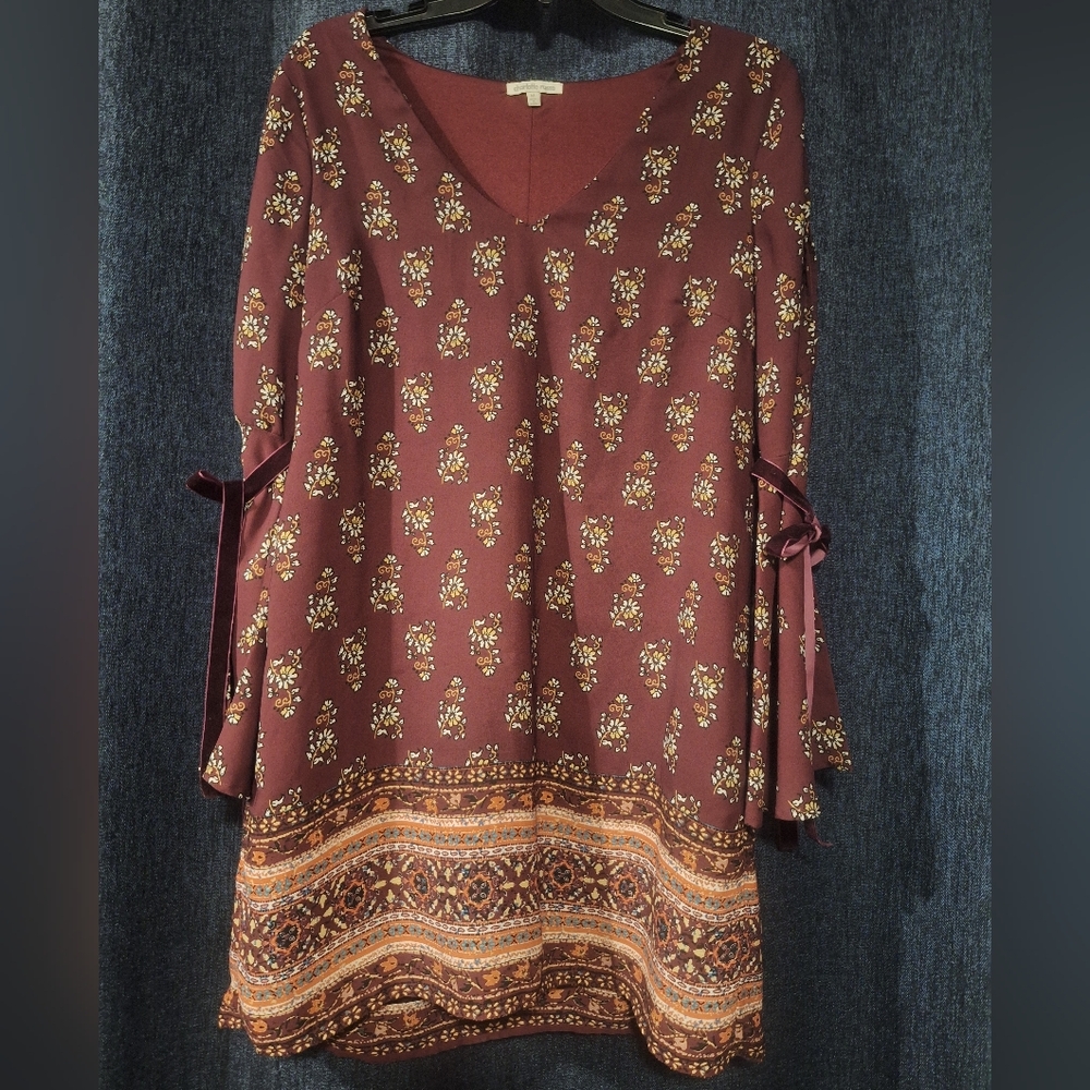 Bohemian Inspired Charlotte Russe Long Bell Sleeve Shoulder Slit Dress Sz M